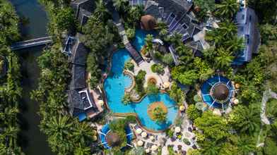 Swimming Pool 4 The Hotspring Beach Resort & Spa