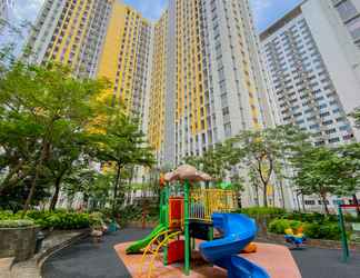 Lobi 2 Modern and Homey 2BR Apartment at Springlake Summarecon Bekasi By Travelio