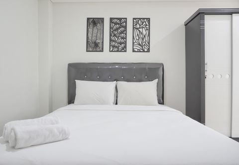 Bedroom Nice and Comfort 2BR Apartment at Daan Mogot City By Travelio