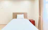 Kamar Tidur 2 Spacious 2BR at Grand Asia Afrika Apartment By Travelio