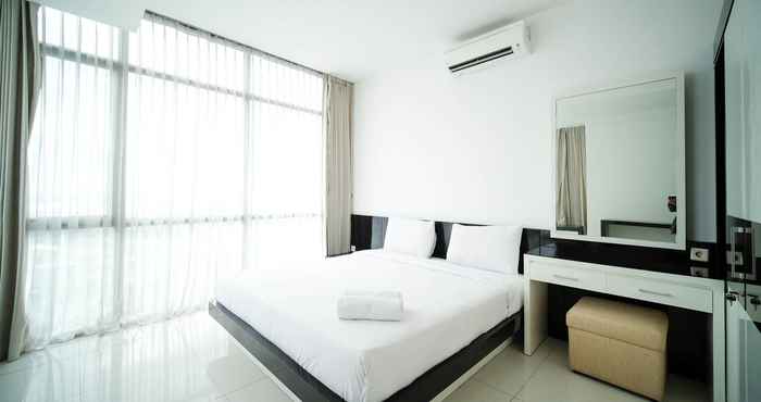 Kamar Tidur Spacious 3BR Connected to CITO Mall at Aryaduta Residence Surabaya Apartment By Travelio