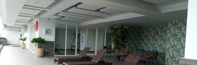 Lobby Homey Studio Apartment at 5th Floor Mataram City By Travelio