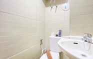 In-room Bathroom 4 Best Location Studio Room Apartment at Gateway Pasteur By Travelio