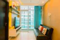 Ruang Umum Fancy and Nice 1BR Apartment at Brooklyn Alam Sutera By Travelio
