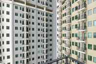 Bangunan Nice and Comfort 2BR Apartment at Osaka Riverview PIK 2 By Travelio