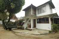 Lobi Sundak Beach House 4