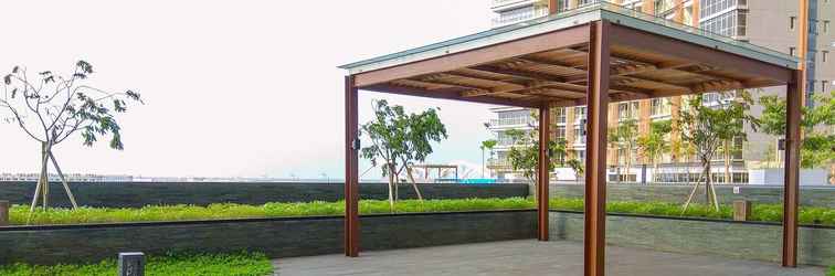 Lobby Comfort and Minimalist Stay Studio Gold Coast Apartment By Travelio