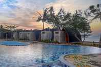 Swimming Pool Grand Anyer Palazo Boutique Resort by NARAYA