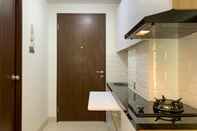 Lobby Minimalist Studio Apartment at Transpark Cibubur By Travelio