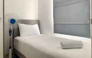 Bilik Tidur 2 Simply and Homey 2BR at Serpong Garden Apartment By Travelio