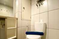 Toilet Kamar Enjoy Living Studio Room Apartment at High Floor Grand Kamala Lagoon By Travelio