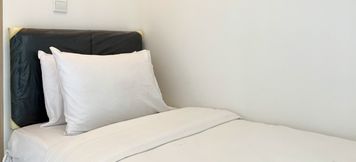 卧室 2 Classic 2BR Apartment at 7th Floor Tokyo Riverside PIK 2 By Travelio