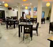 Restaurant 2 Cendana Hotel Syariah
