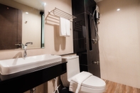 Toilet Kamar JS Hotel