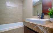 In-room Bathroom 7 Comfy and Elegant 2BR at Menteng Park Apartment By Travelio