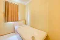 Kamar Tidur Spacious 2BR Apartment with Working Room at Grand Palace Kemayoran By Travelio