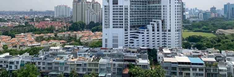 Lobby Elegant and Lavish 1BR at The Mansion Kemayoran Apartment By Travelio