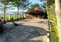 ภายนอกอาคาร 2 VillaCantik Yogyakarta triple bed for six persons