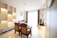 Lobi Comfy and Best Location 1BR at Praxis Apartment By Travelio