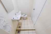 In-room Bathroom Modern Look Studio at M-Town Residence Apartment near SMS Mall By Travelio