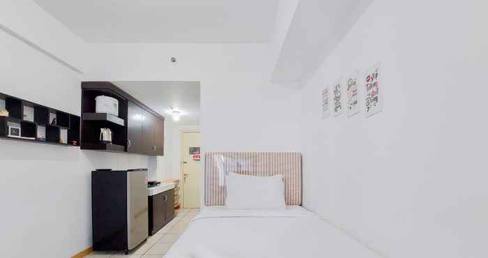 Kamar Tidur Modern Look Studio at M-Town Residence Apartment near SMS Mall By Travelio