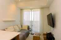 Lobi Full Furnished with Modern Design 1BR Apartment at West Vista By Travelio