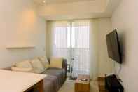 Lobby Full Furnished with Modern Design 1BR Apartment at West Vista By Travelio