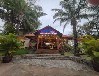 Lobby 2 Ocean Star Resort