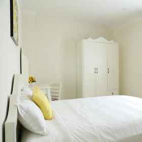 Bedroom 1 Thanh Vinh Hotel & Apartment, Thu Duc City Hotels