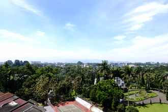 Nearby View and Attractions 4 Homey Studio Apartment at 6th Floor Beverly Dago By Travelio