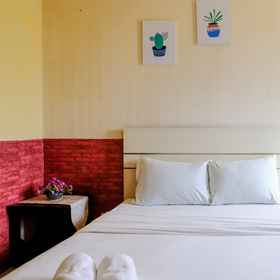 Bedroom 1 Phòng Studio Giá Tốt tại Suites @Metro Apartment By Travelio, Khách sạn Toko & Kost'an Rizky