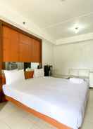 BEDROOM Simply Look Studio Apartment at Metropark Condominium Jababeka By Travelio