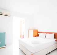 Kamar Tidur 3 Homey Studio at Dian Regency Apartment By Travelio