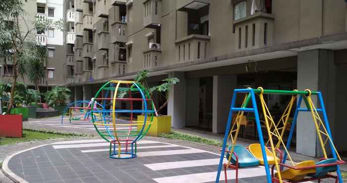 Sảnh chờ Cozy Designed 2BR at Gateway Ahmad Yani Cicadas Apartment By Travelio