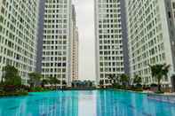 Swimming Pool Comfortable and Good Deal  3BR Apartment M-Town Residence By Travelio