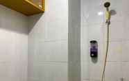 In-room Bathroom 3 Comfort Studio (No Kitchen) Apartment at Signature Park Tebet By Travelio