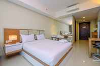 Bedroom Spacious and Cozy Living Studio at 28th Floor Kemang Village Apartment By Travelio