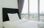 Bilik Tidur 3 Cozy and Simply 3BR Apartment at M-town Residence By Travelio