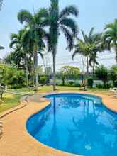 Kolam Renang 4 Lets Chill Pool Villa Pattaya Najomtien and Sattahip