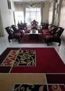 LOBBY Balqis Homestay Syariah I Pasar Aur Kuning