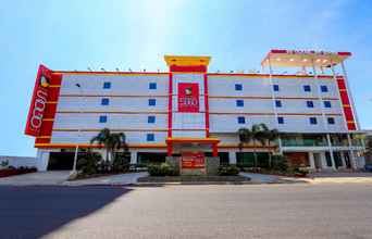 Bên ngoài Hotel Sogo Macapagal