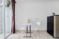 Lobi Enjoy Living and Cozy Studio Room at Serpong Garden Apartment By Travelio
