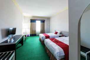 RedDoorz @ Brother Homestay Kupang, THB 437.32