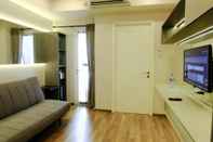 Lobi Homey 1BR Apartment at Parahyangan Residence By Travelio