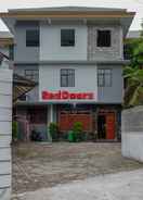 EXTERIOR_BUILDING RedDoorz Plus near Jogja City Mall 5