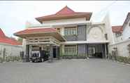 Exterior 6 RedDoorz near XT Square Yogyakarta