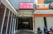 Exterior 5 RedDoorz @ Arkana Seturan Pakuwon Mall