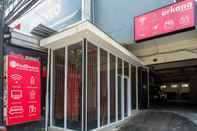 Exterior RedDoorz @ Arkana Seturan Pakuwon Mall