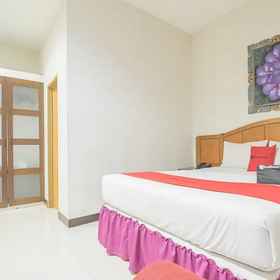 Bedroom 1 RedDoorz near Trans Studio Mall 3, Hotel HQ