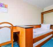 Kamar Tidur 3 Comfort and Spacious 2BR with Maid Room at Permata Gandaria Apartment By Travelio